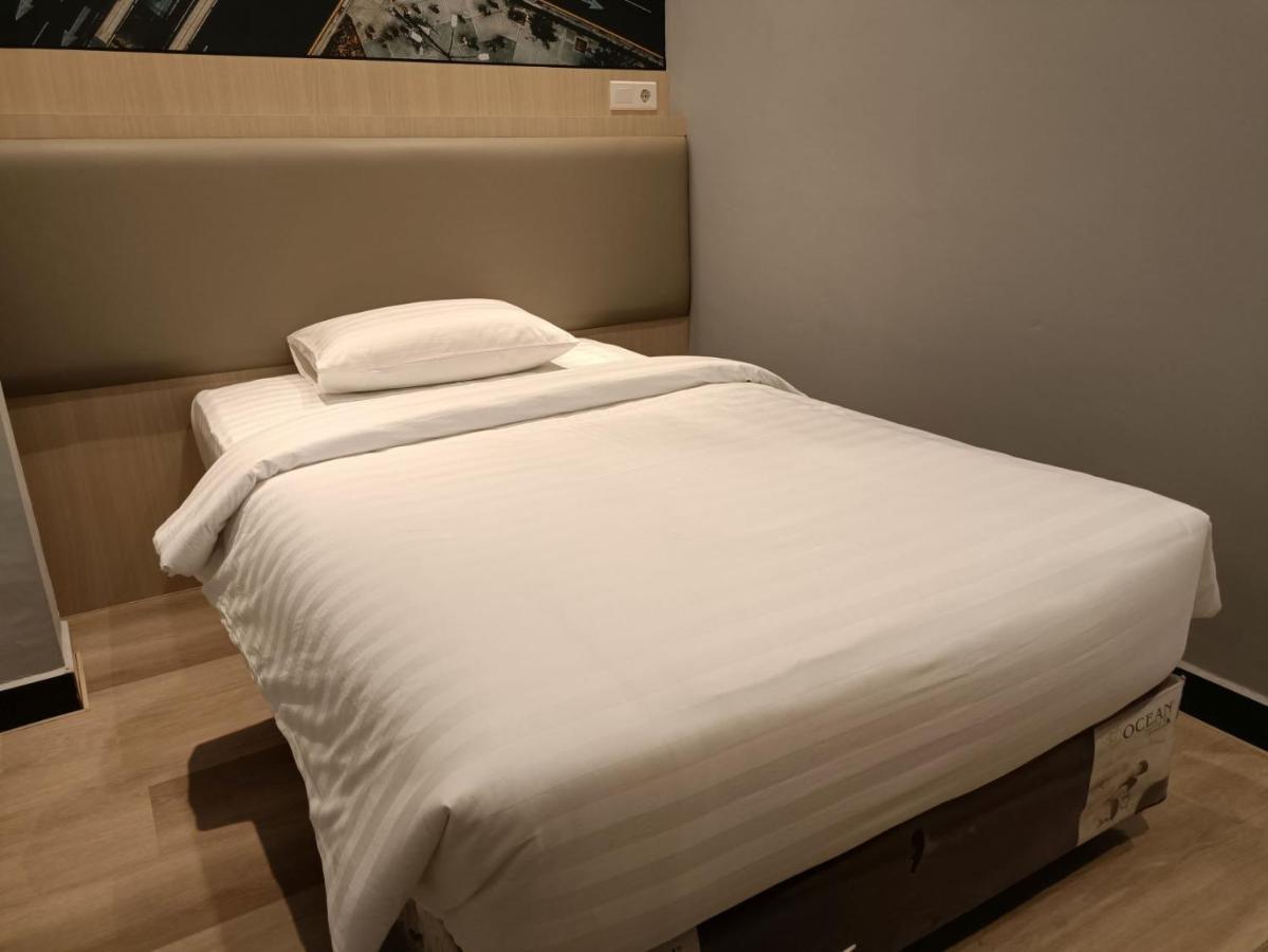 Odua Golden Mansyur Medan Hotel Luaran gambar